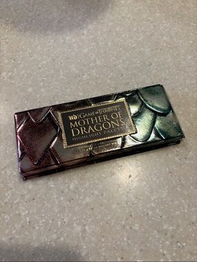 Mother of dragons highlights palette